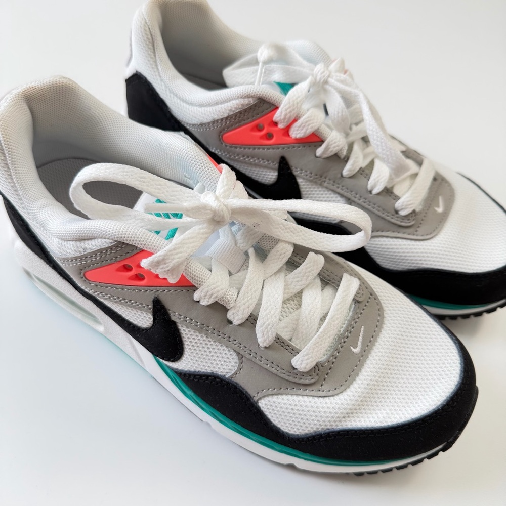 Nike Air Max White and Black Athletic Shoes